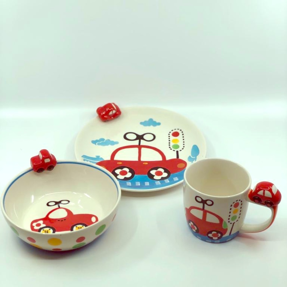 3-pieces set of Porcelains for multiple use.